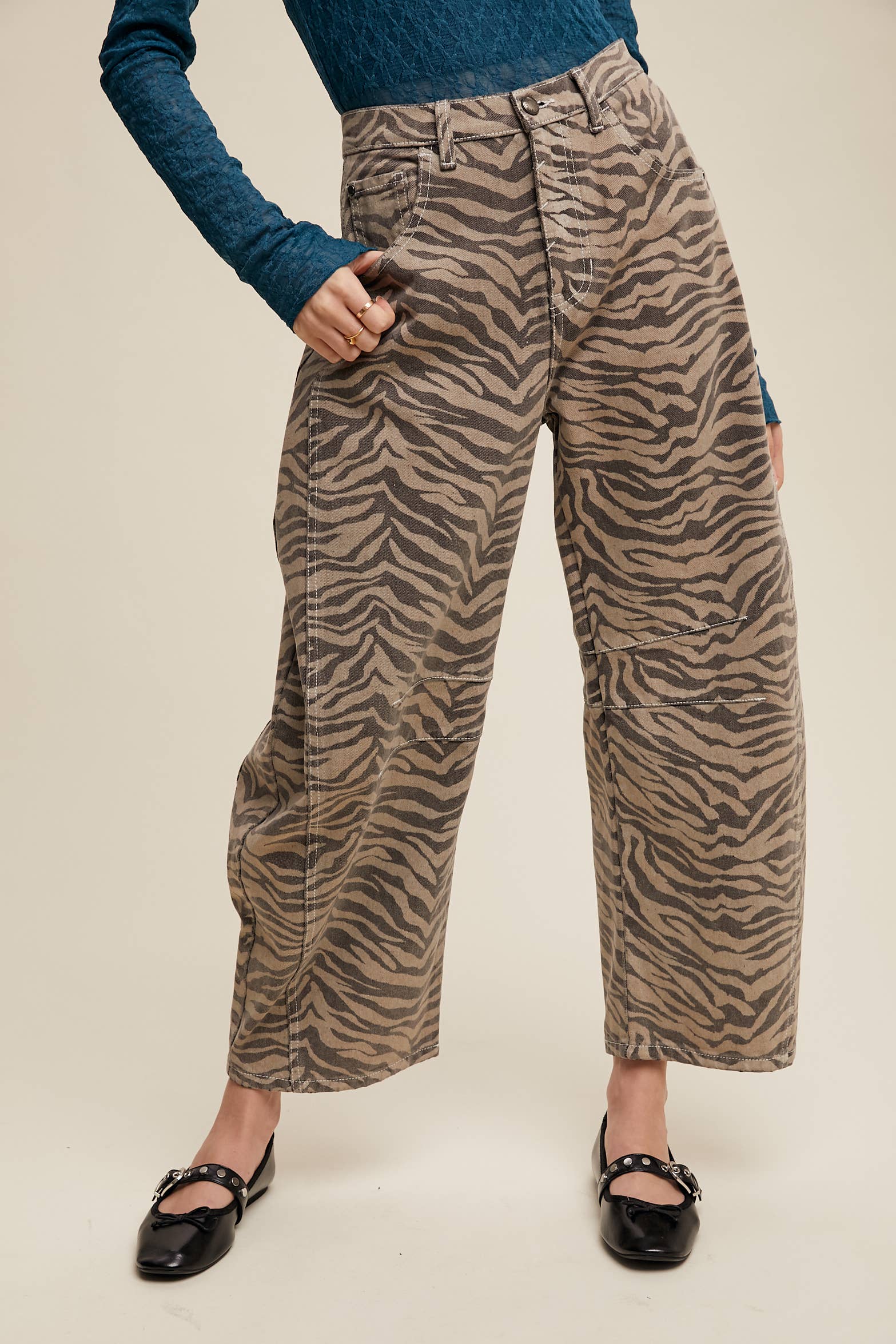 ZA ZA ZEBRA BARREL JEANS