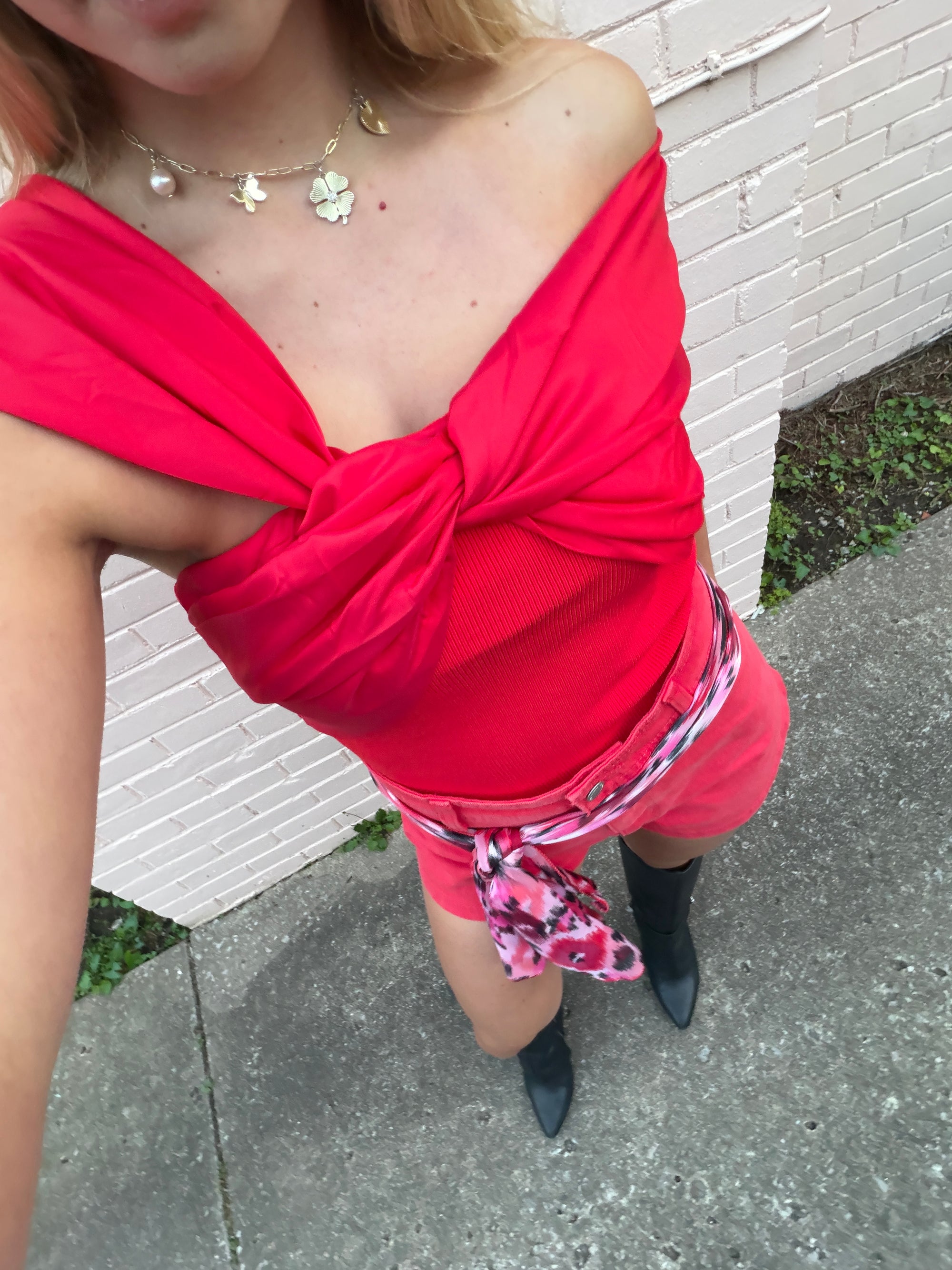 BRIGHT COLOR TWISTED BUST OFF SHOULDER CROP TOP: RED