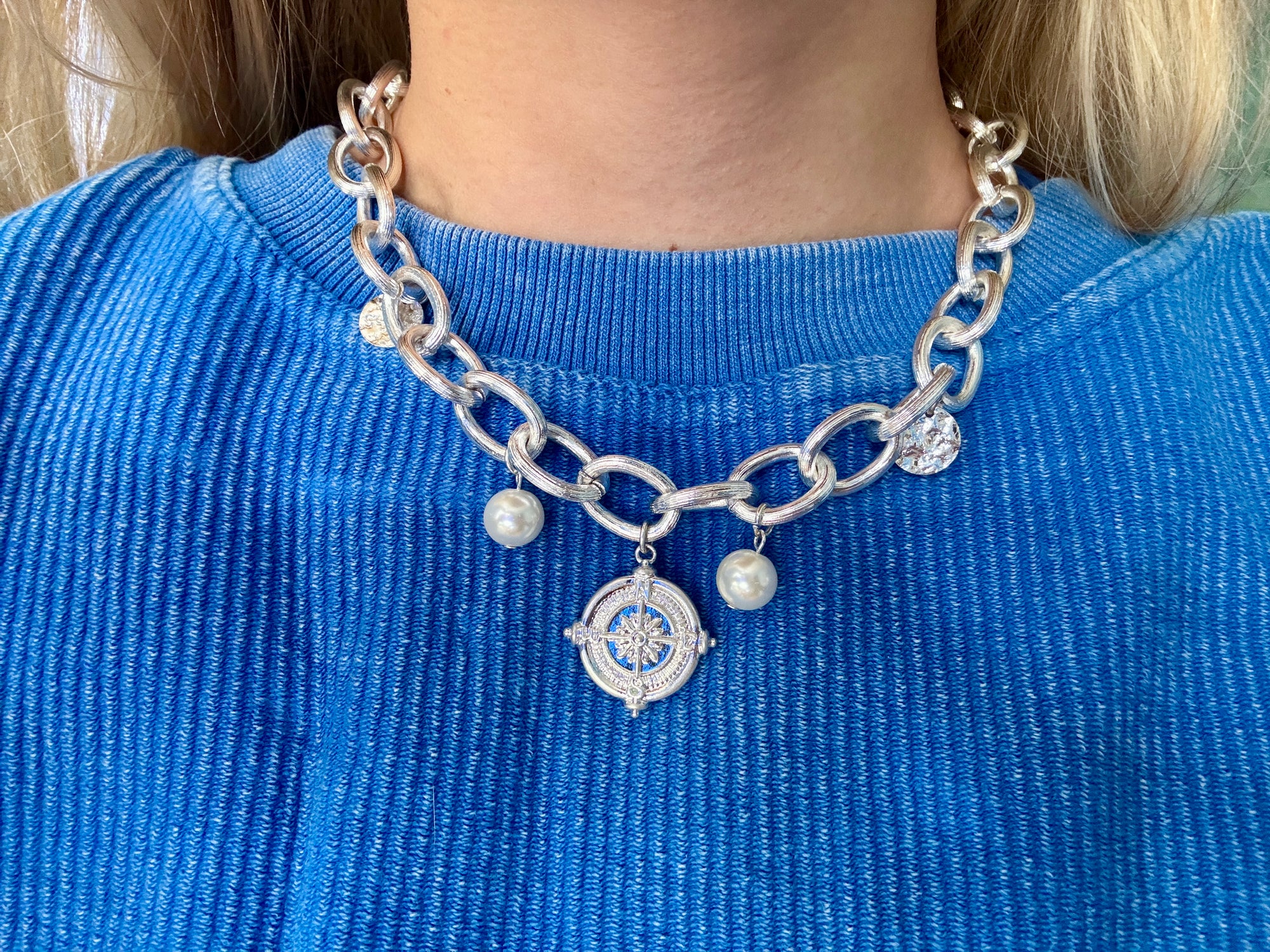 SILVER CHARM necklace