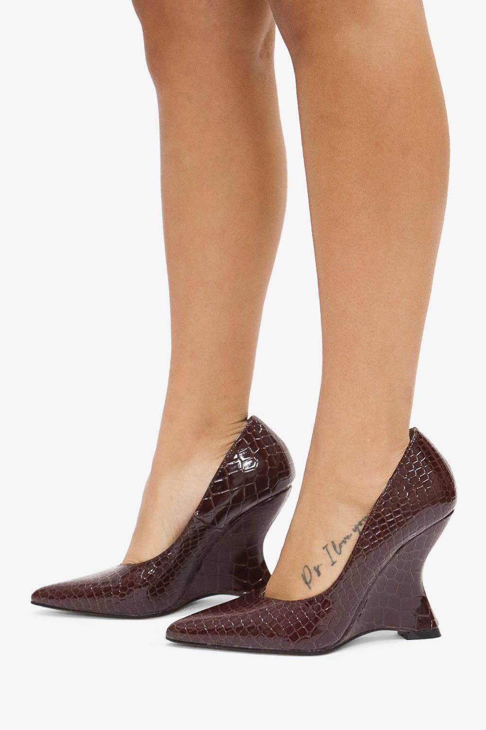 IN YOUR SOUL - sculpted croc pumps