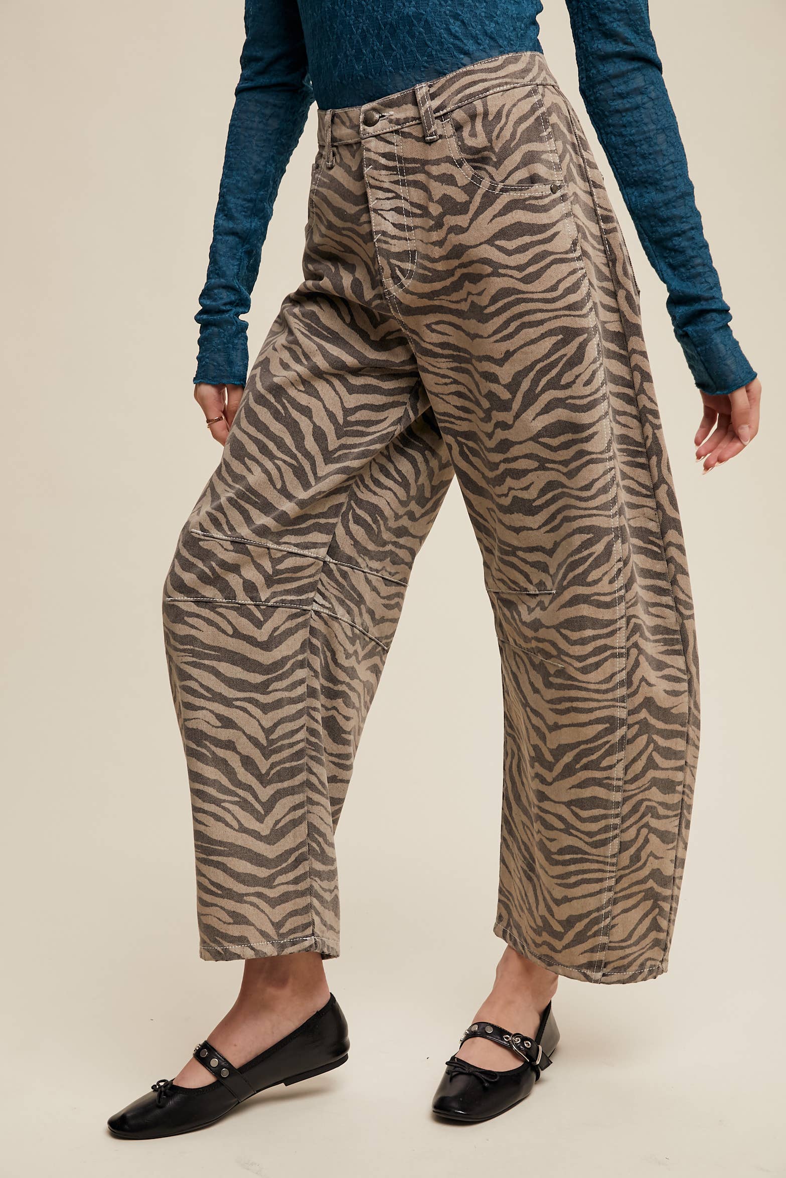 ZA ZA ZEBRA BARREL JEANS