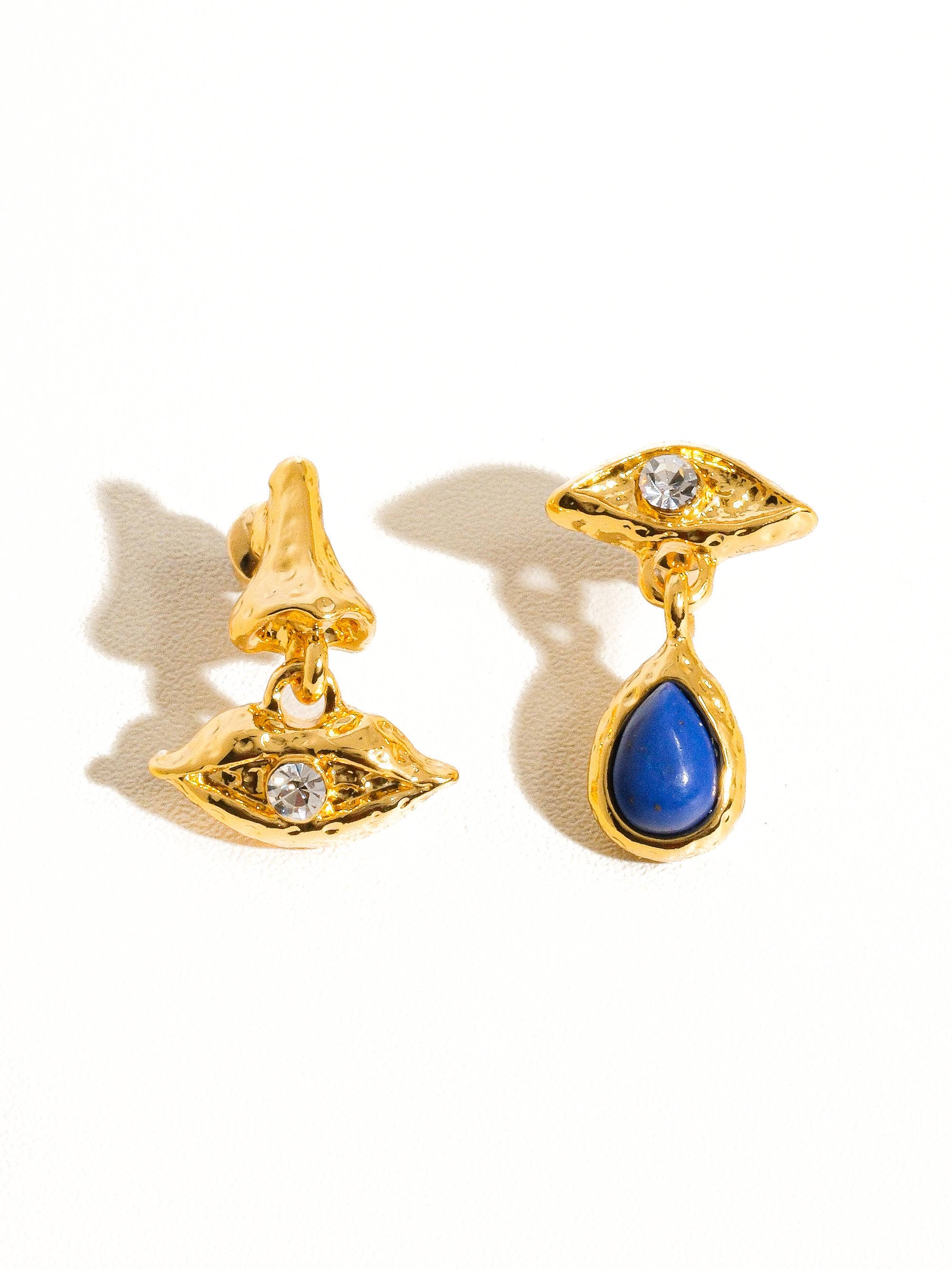 Eden Blue 18K Gold Mismatched Eye and Lip Earring: Blue