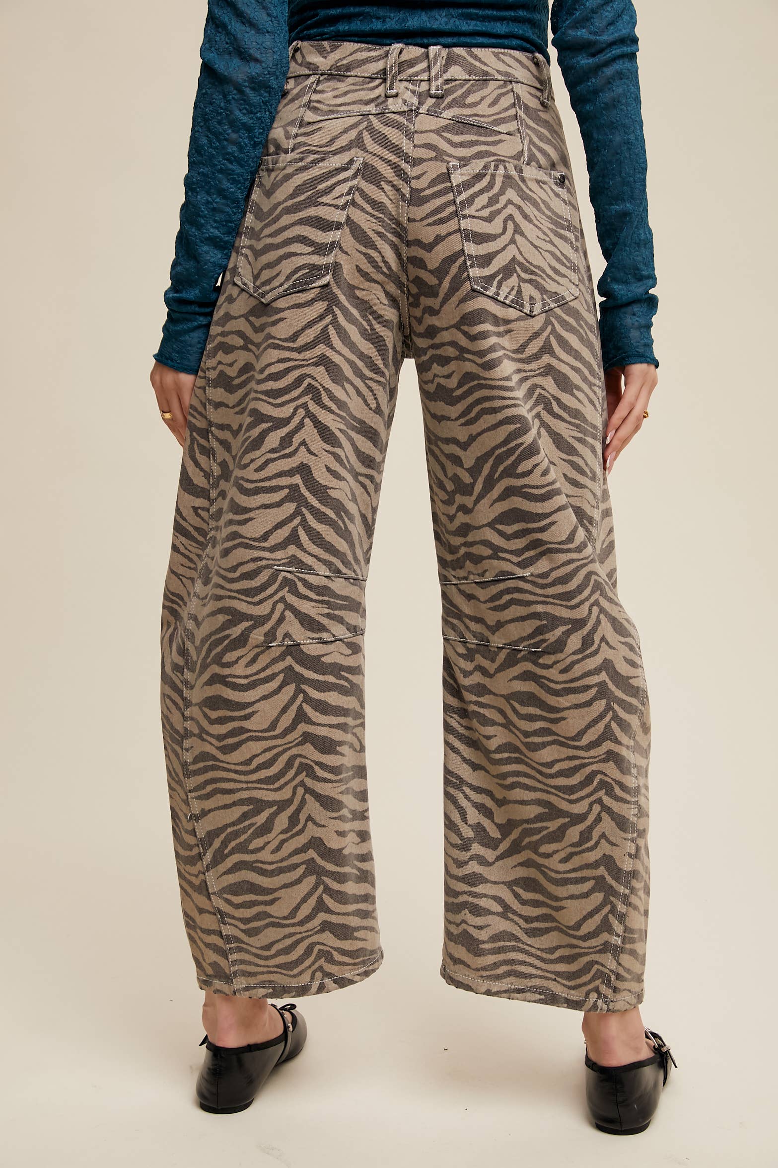 ZA ZA ZEBRA BARREL JEANS