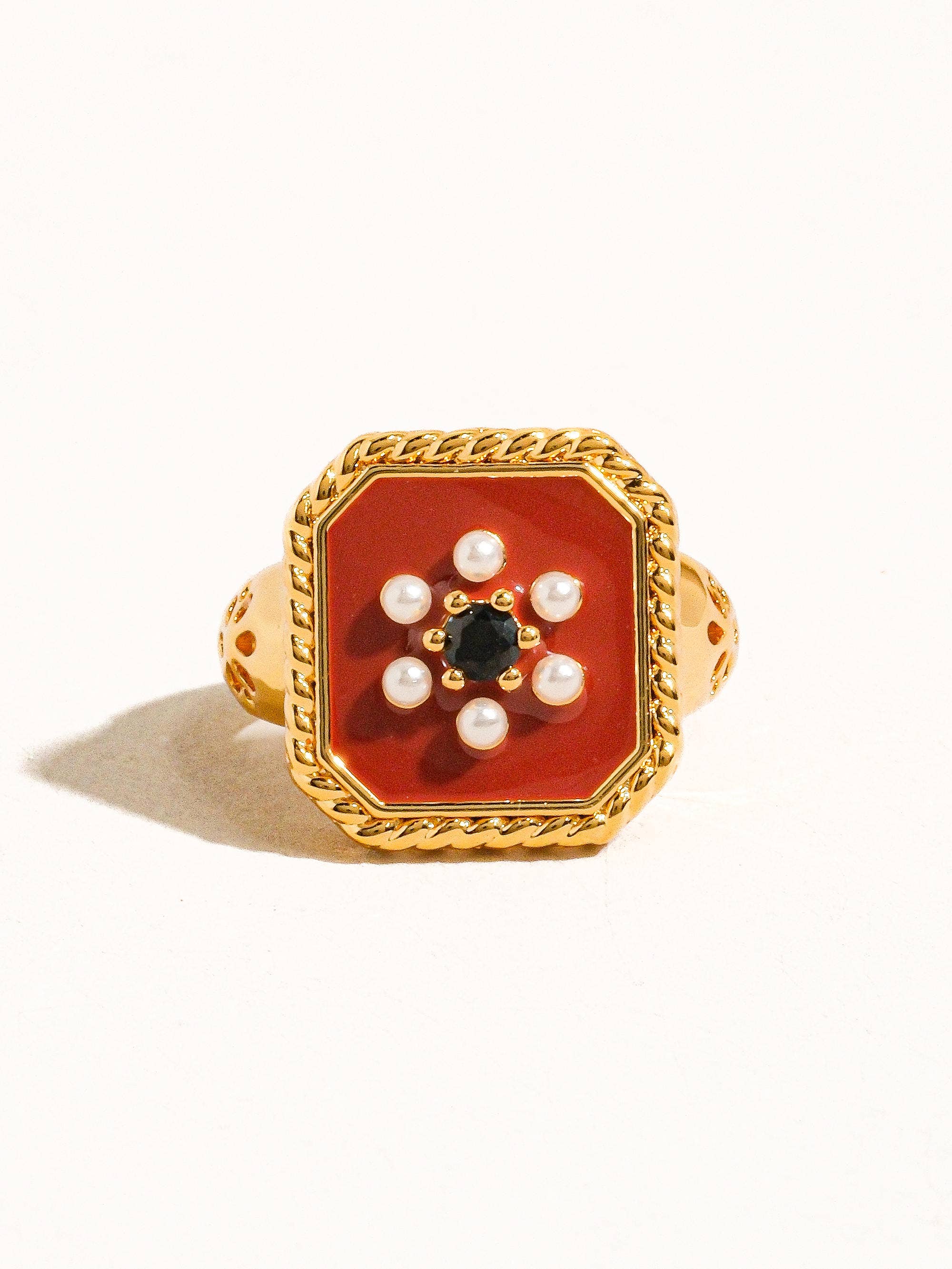Rouge 18K Gold Red Enamel Vintage Adjustable Ring: Red
