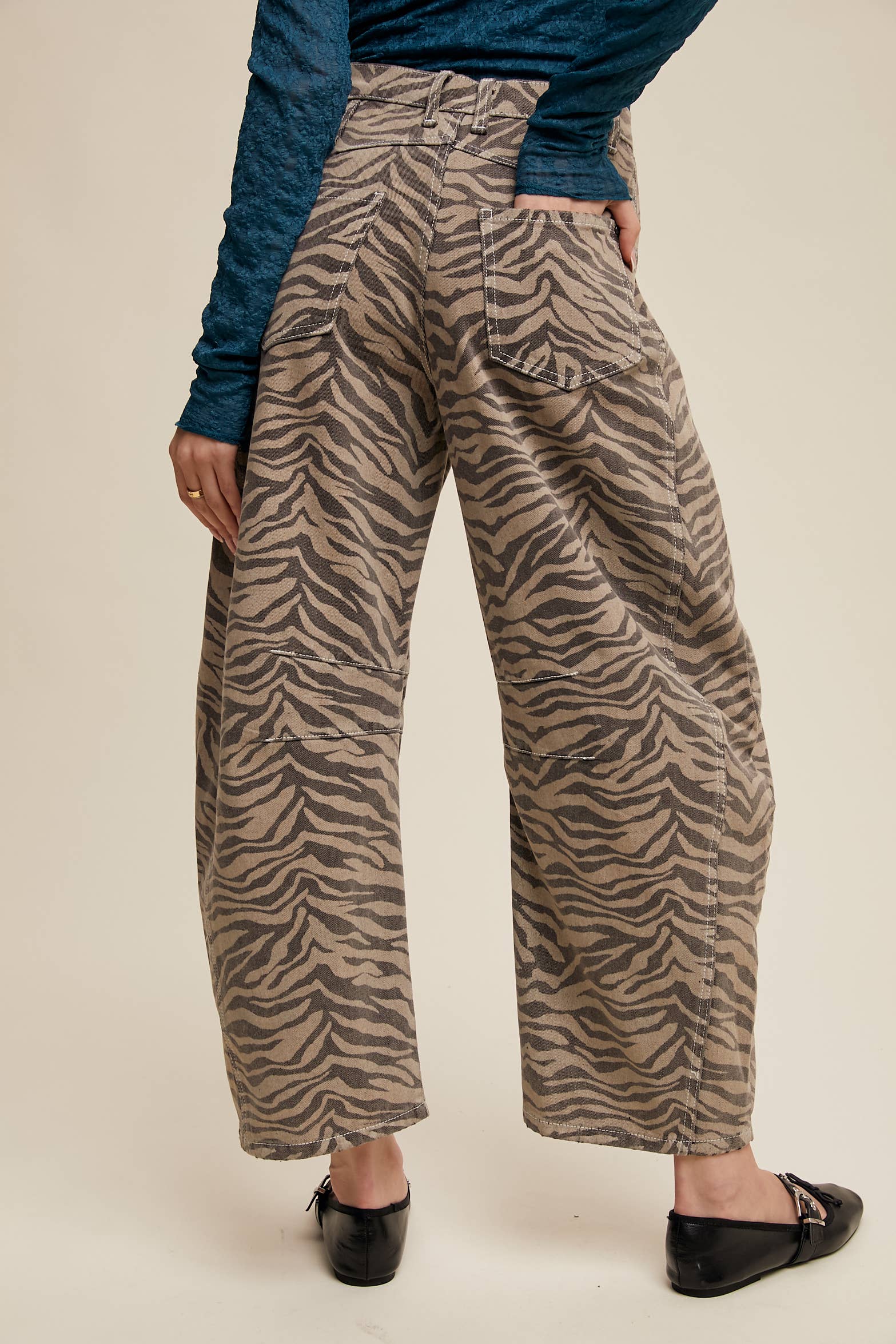 ZA ZA ZEBRA BARREL JEANS